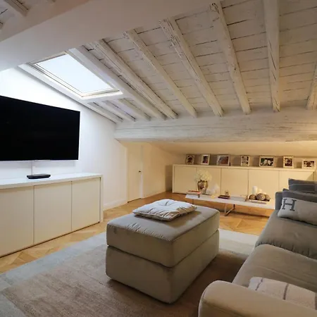 Apartment Nato Felice *
