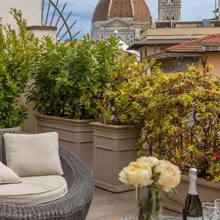 Nato Felice Apartment